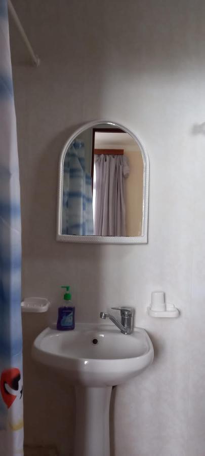 У Людмилы Gagra Luaran gambar