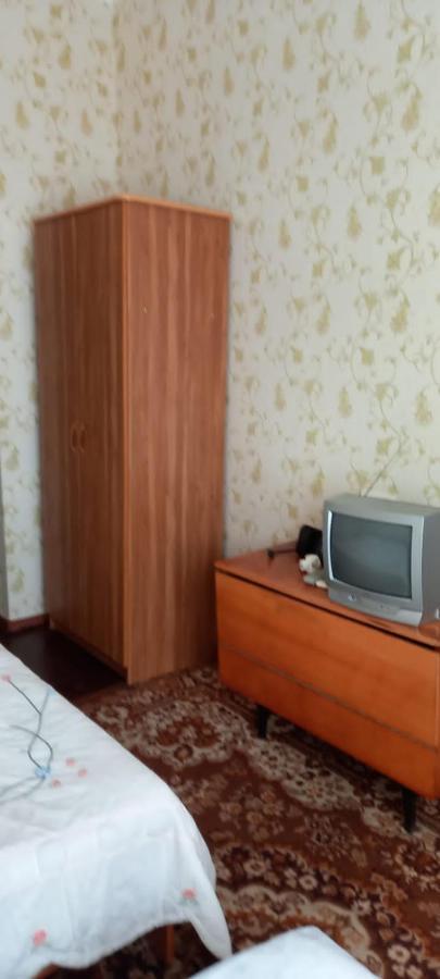 У Людмилы Gagra Luaran gambar