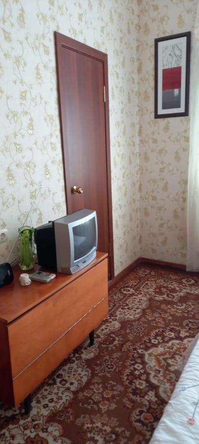 У Людмилы Gagra Luaran gambar